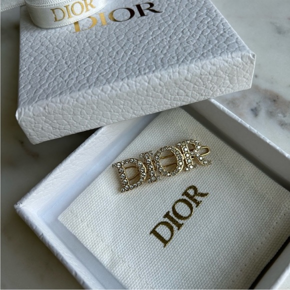 Dior hair clip - Picture 3 of 3